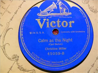 small_victor 45059 b.webp